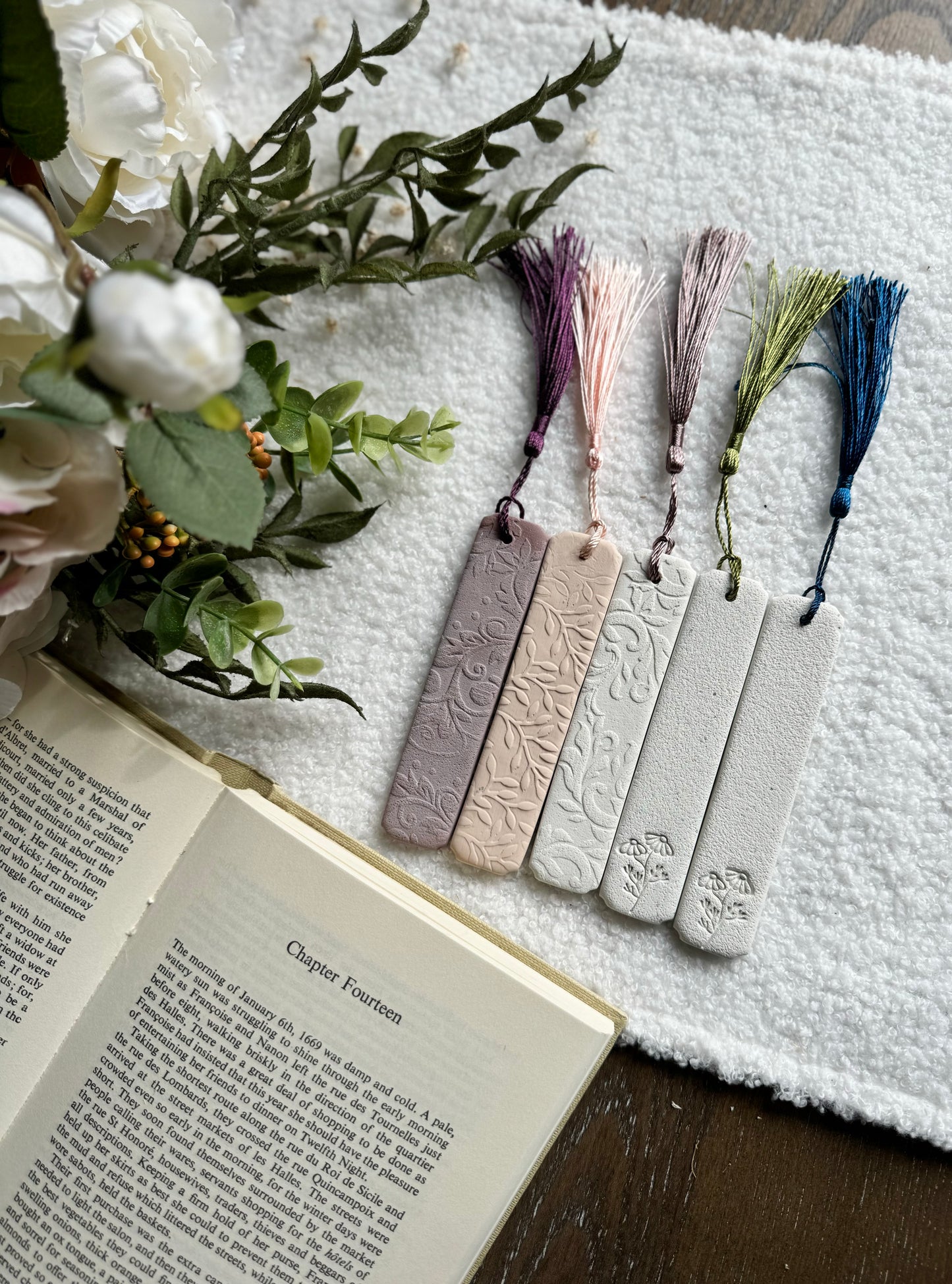 Minimalistic Bookmarks