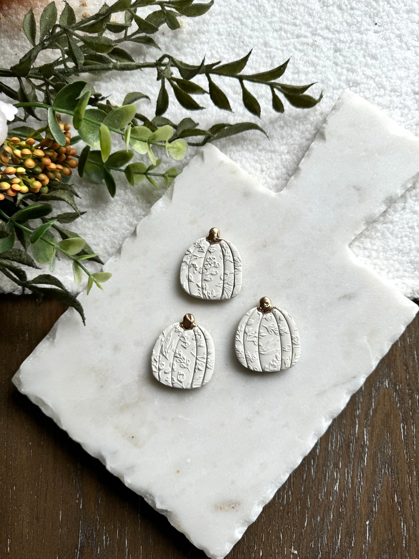 White Pumpkin Magnet set