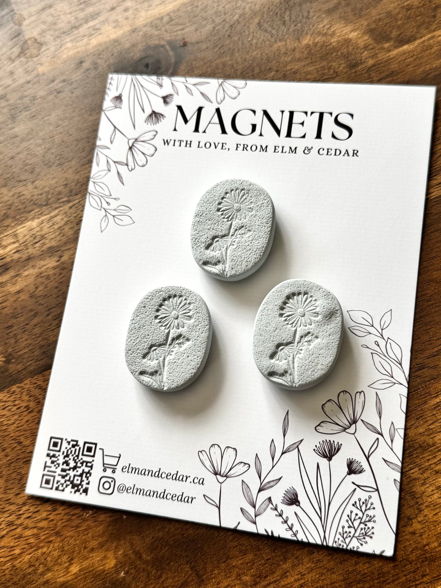 Blue Flower Magnet set