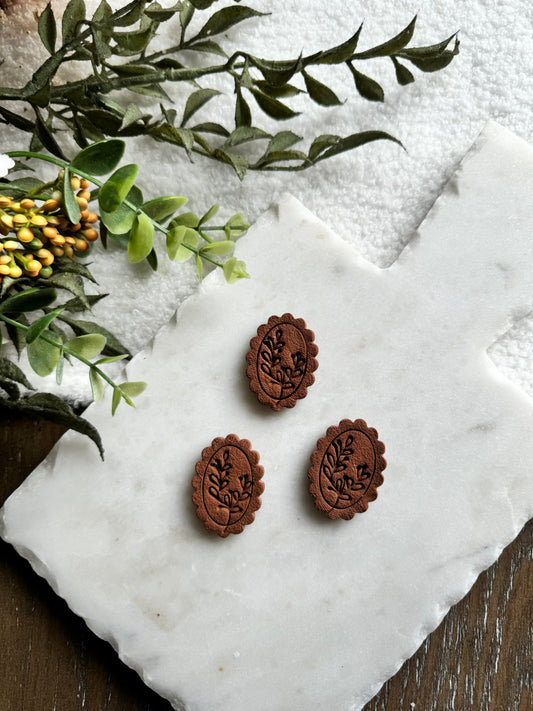 Red Medallion Magnet set