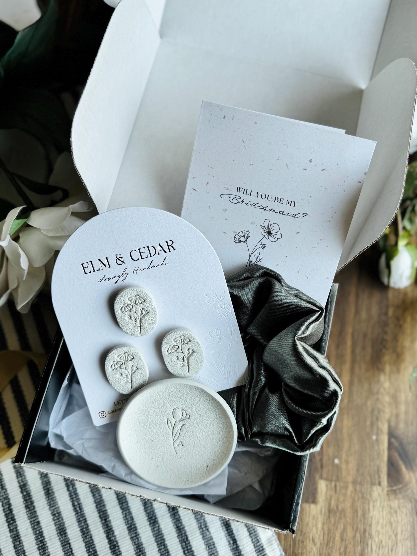 Personalized Bridesmaid Gift Box | Unique Bridesmaid Proposals | Bridal Party Gift | Maid of Honour Proposal | Will you be my bridesmaid |