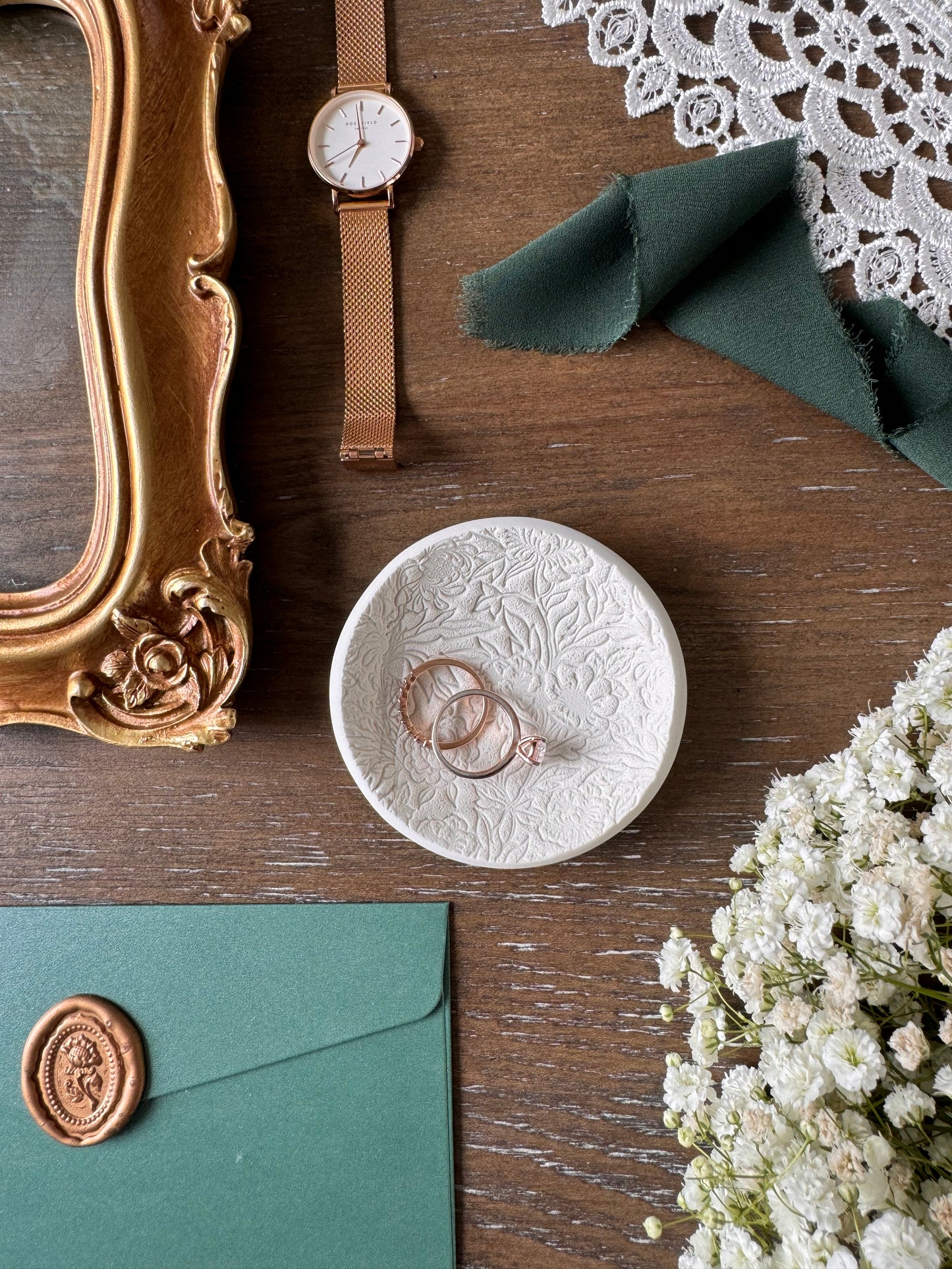 natural and botanical textured ring dish, photography prop, flat lay kit