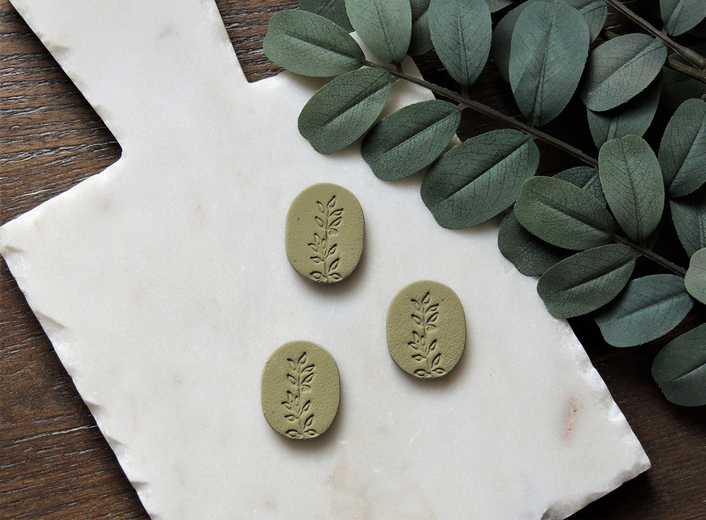 green olive branch magnet