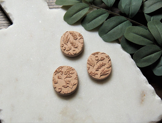 floral magnet in peach with embossed design, perfect gift for weddings