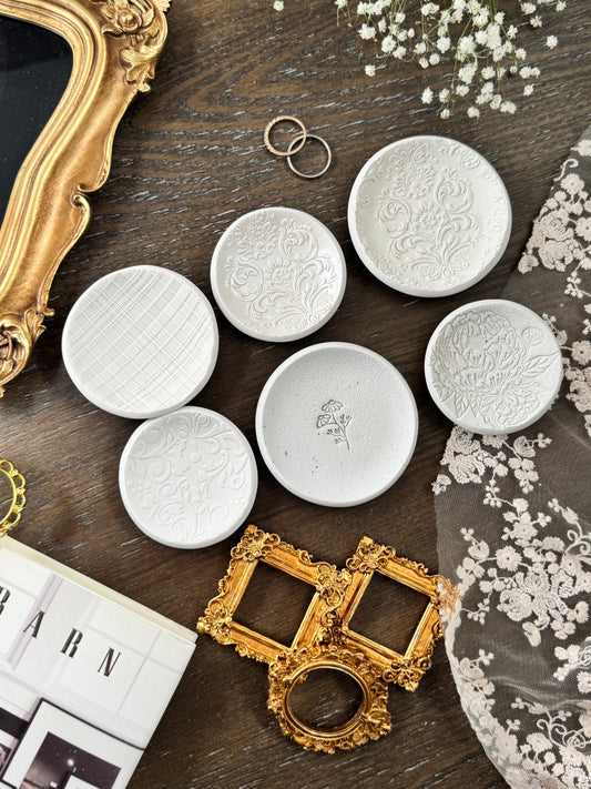 The Ultimate Flat Lay Styling Ring Dish Kit 2