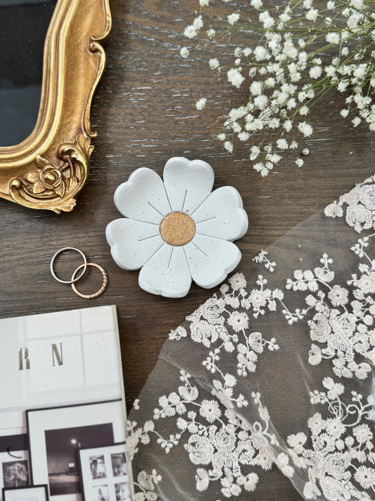 Daisy Ring Dish