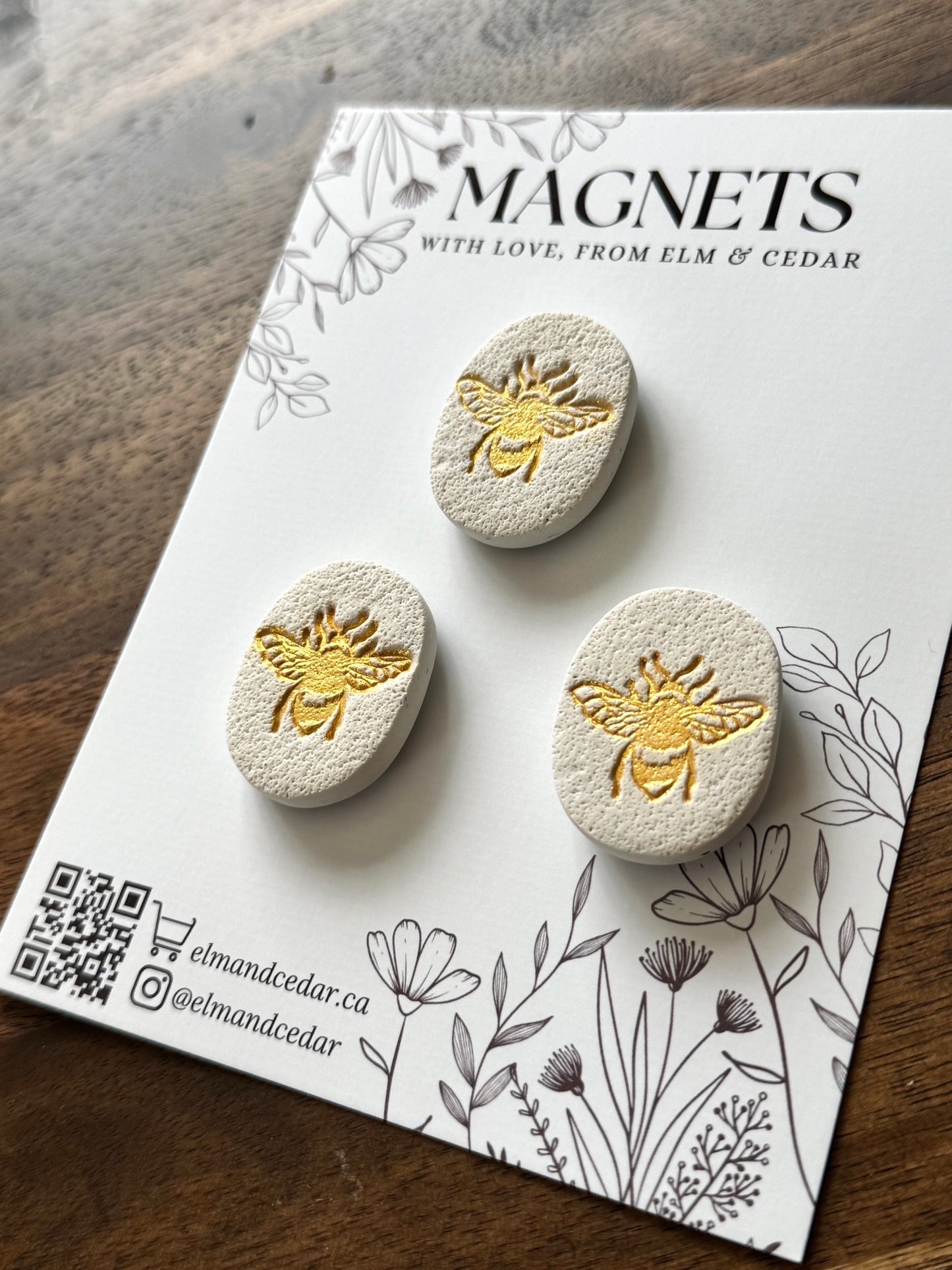 Bee Magnet set