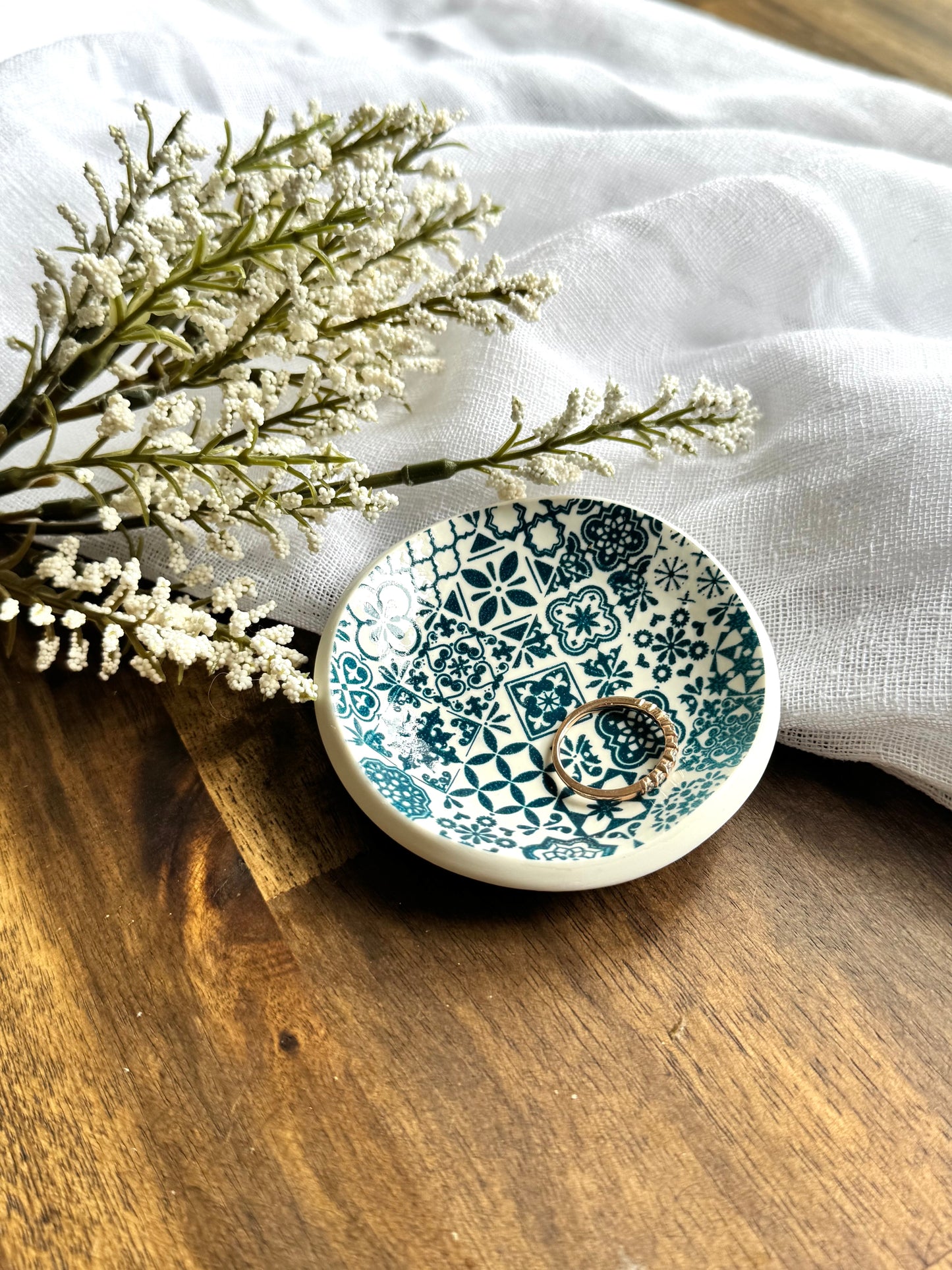 Mediterranean Tile Ring Dish
