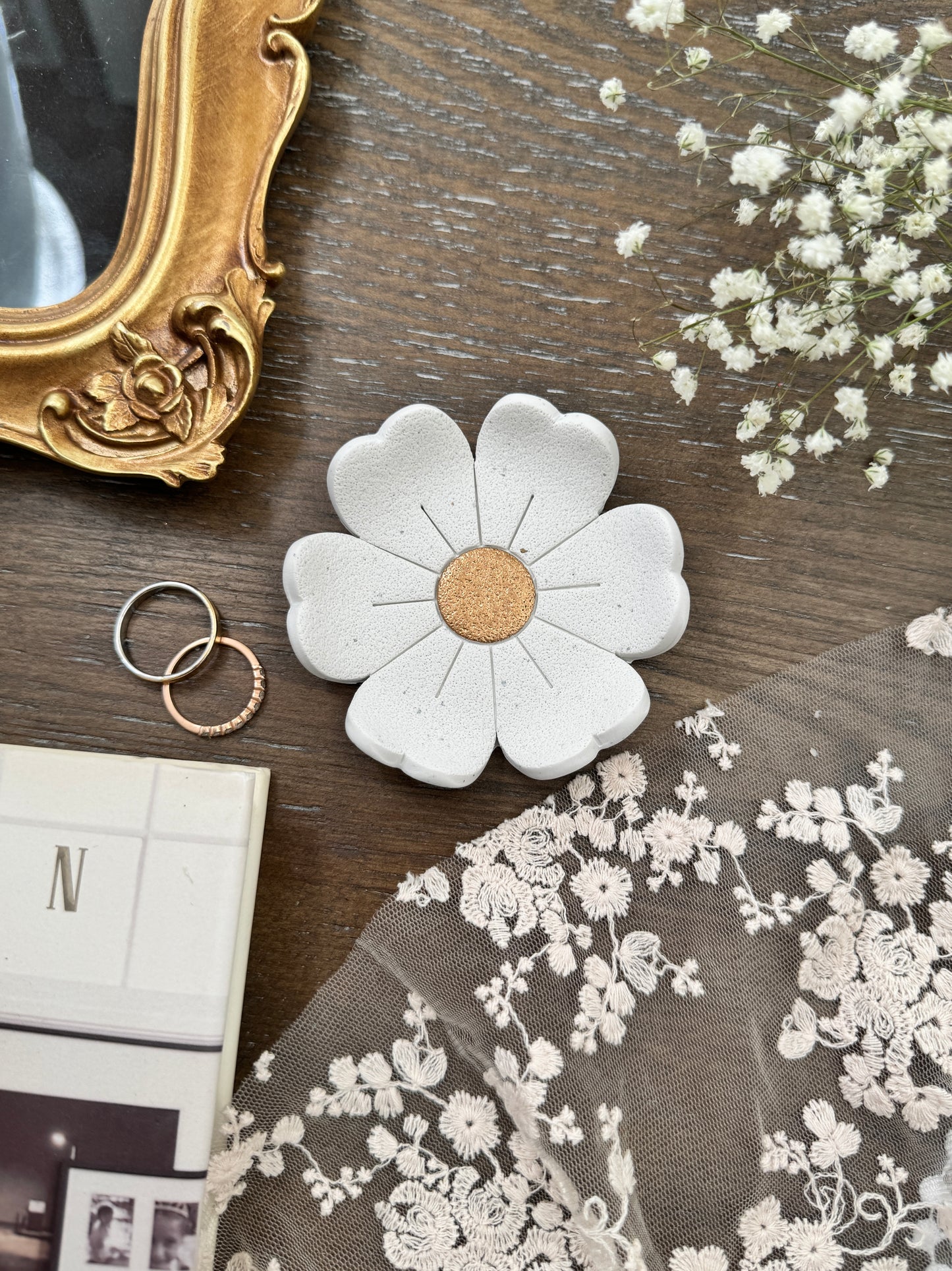 Daisy Ring Dish