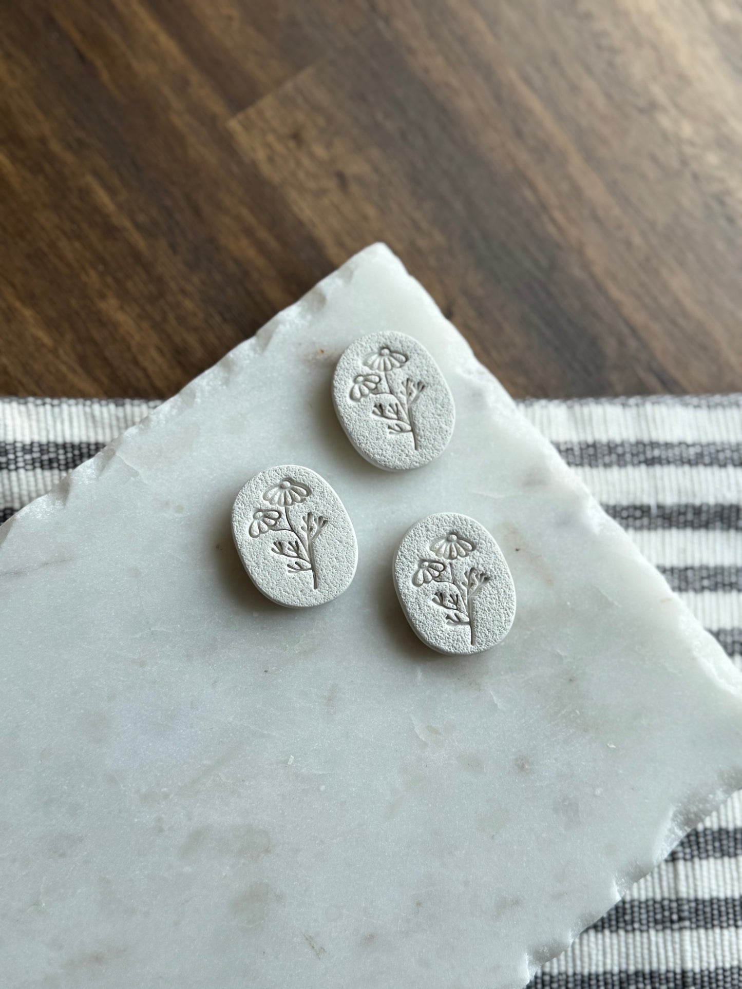 Daisy Magnet set