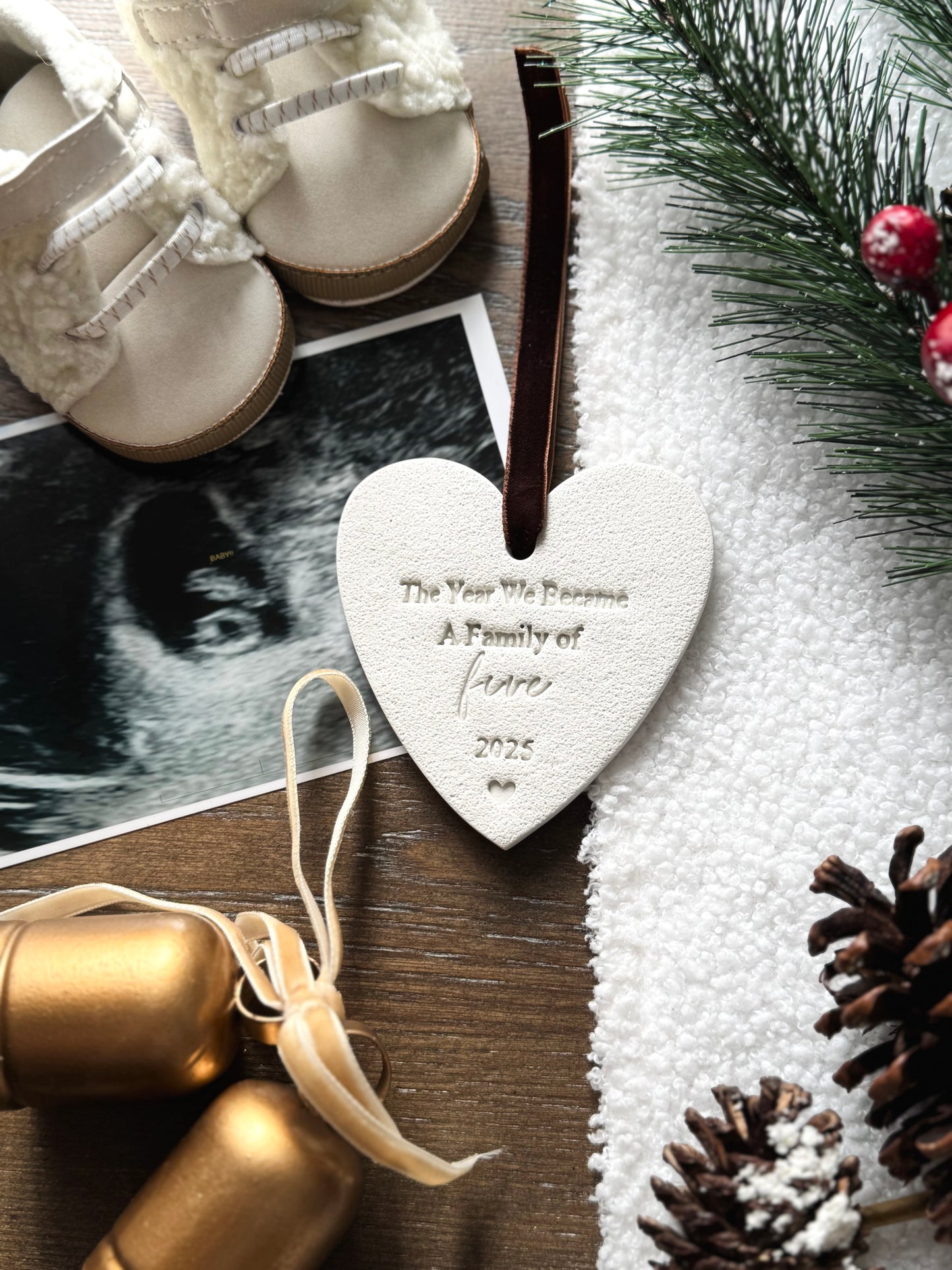 Personalized Pregnancy Family Christmas Ornament | Baby’s First Christmas | Baby Shower Gift | New Mom Gift | Newborn Gift | Family Keepsake