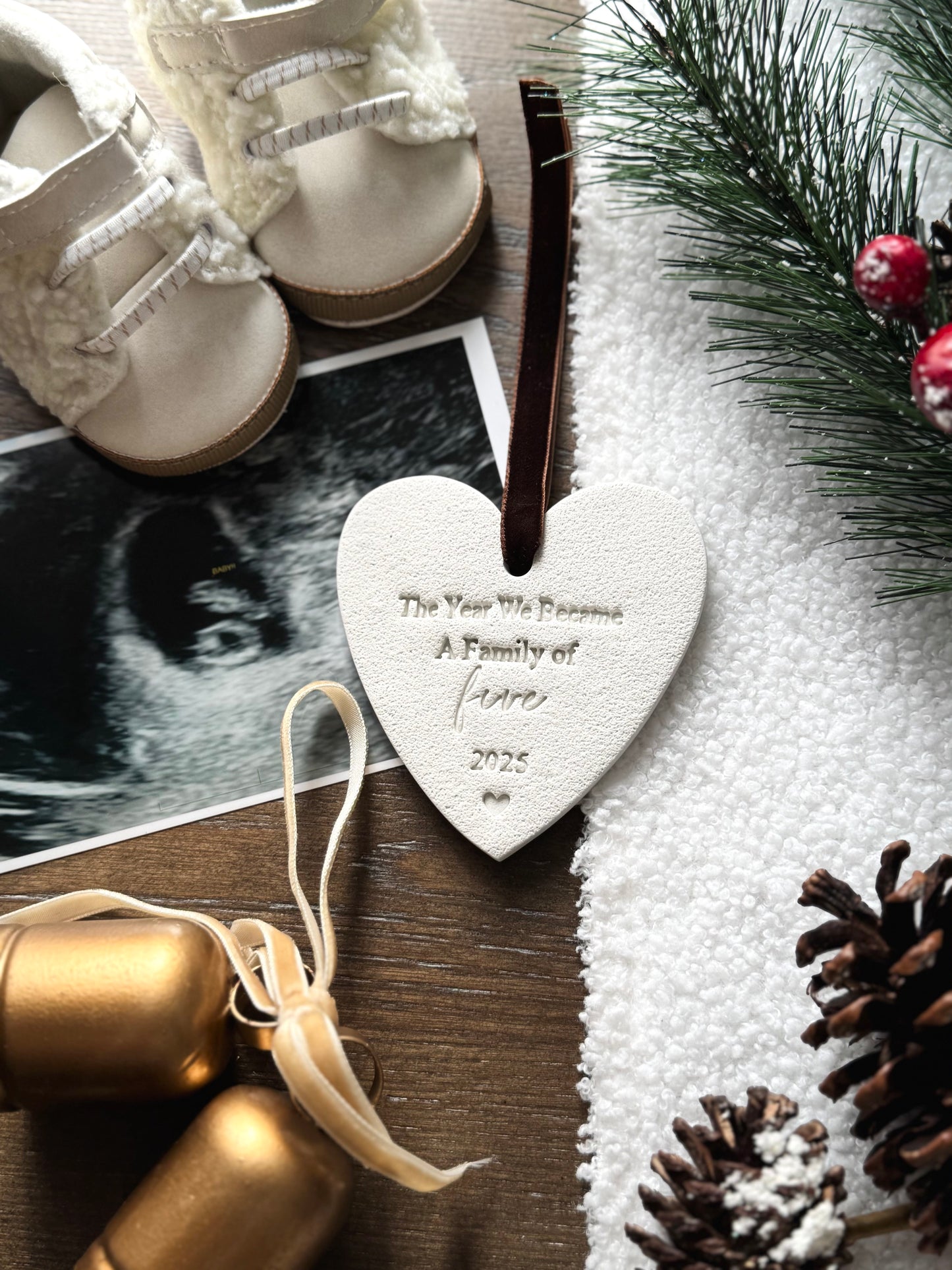 Personalized Pregnancy Family Christmas Ornament | Baby’s First Christmas | Baby Shower Gift | New Mom Gift | Newborn Gift | Family Keepsake