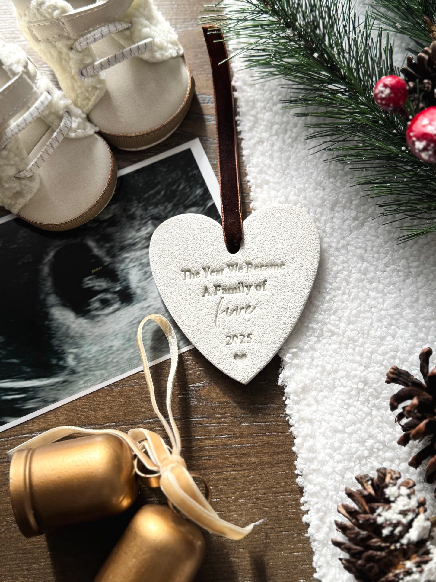 Personalized Pregnancy Family Christmas Ornament | Baby’s First Christmas | Baby Shower Gift | New Mom Gift | Newborn Gift | Family Keepsake