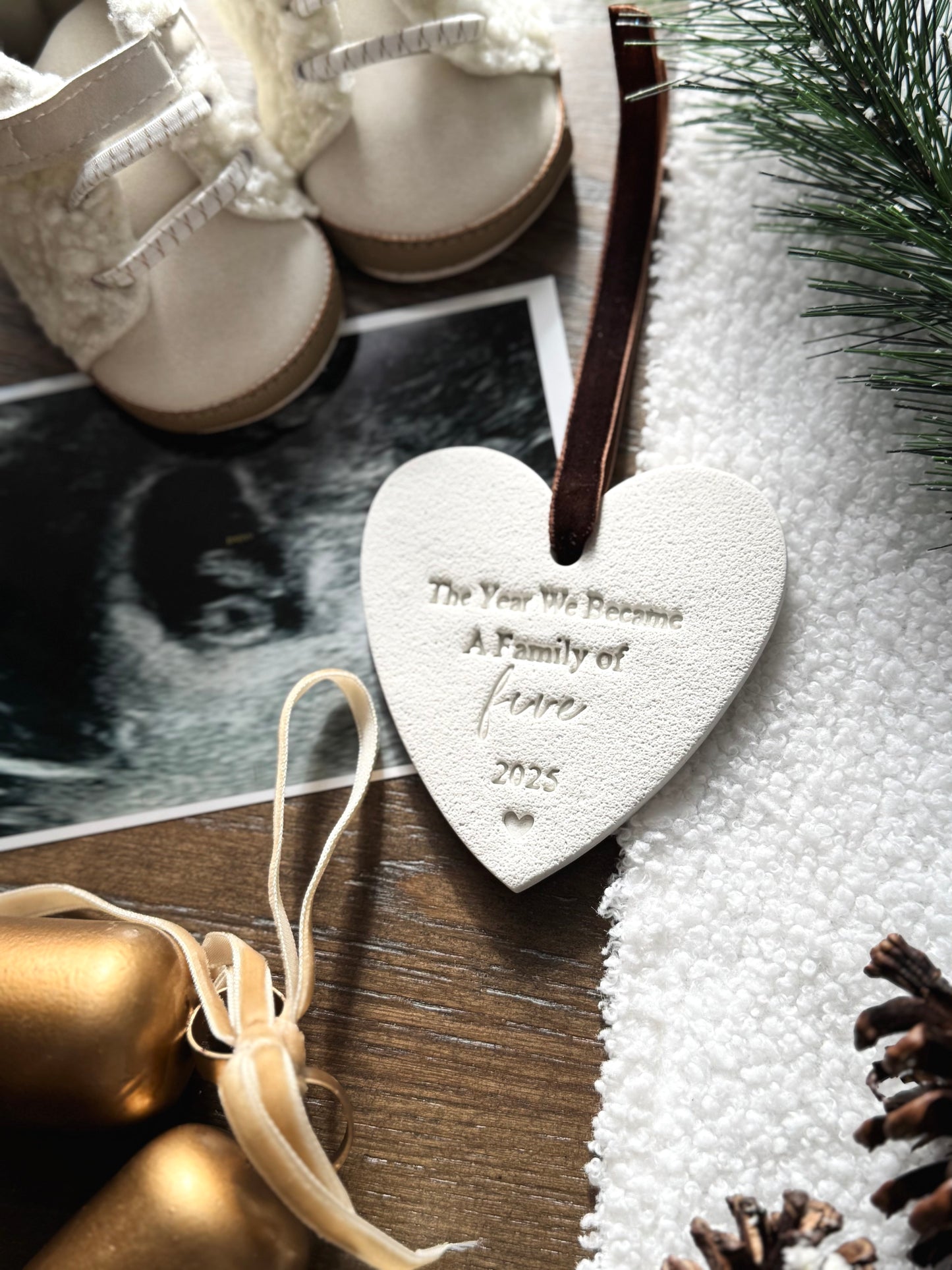 Personalized Pregnancy Family Christmas Ornament | Baby’s First Christmas | Baby Shower Gift | New Mom Gift | Newborn Gift | Family Keepsake