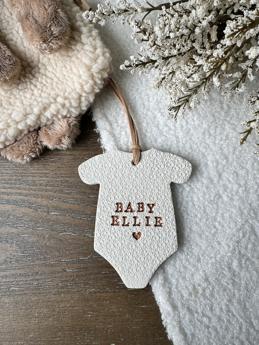 baby name ornament, personalized for gifts