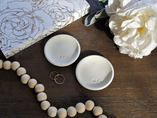 mr and mrs matching ring dishes, perfect gift for couple or wedding