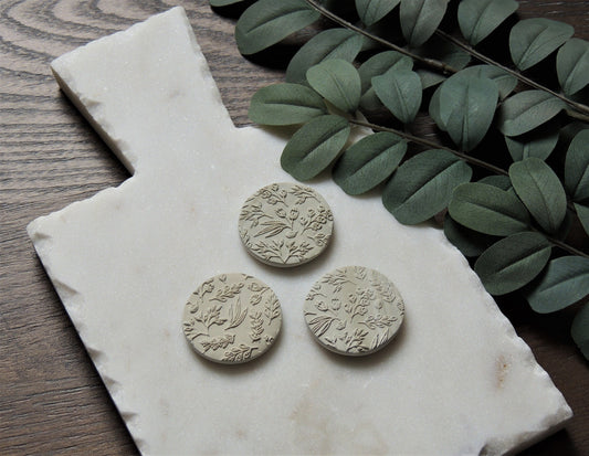 sage green magnet with nature themed design